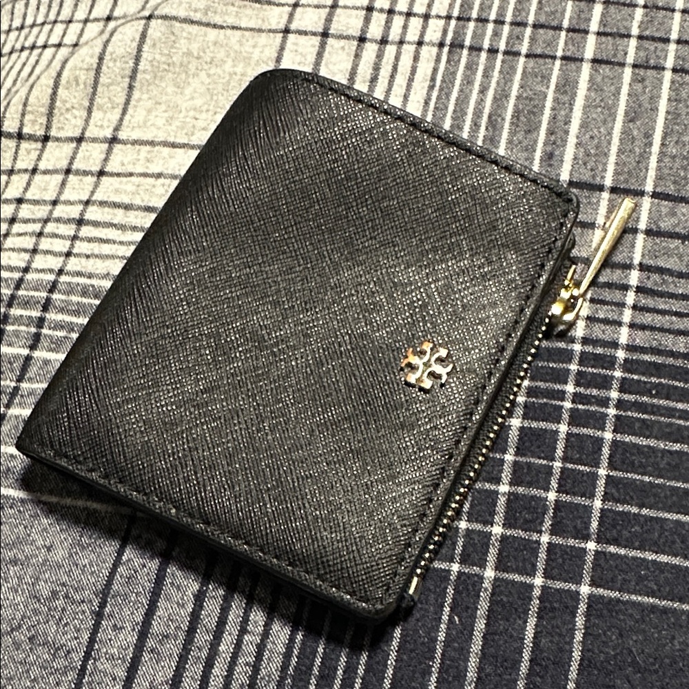Tory Burch Black Textured  Leather Wallet Bifold